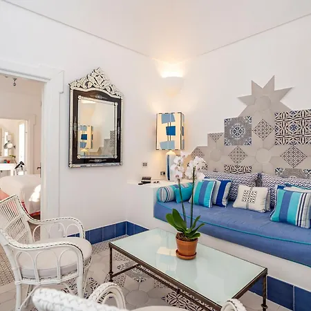 트레빌 호텔 포지타노