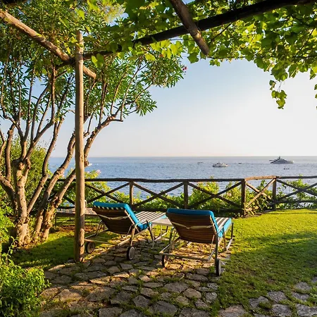 Treville Positano Hotel
