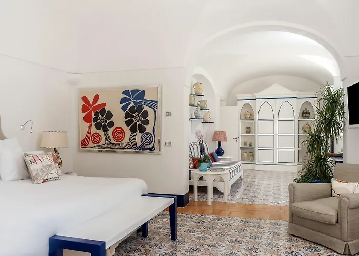 Hotel Treville 5*
